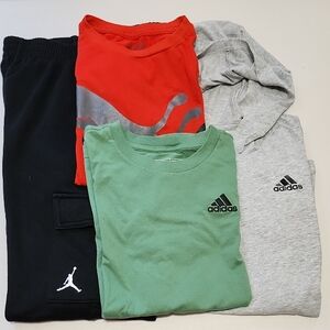 4-pcs Sz KidsM E/GUCJordan Black Cargo Sweatpants W/2 tees&1 Lt Hoodie